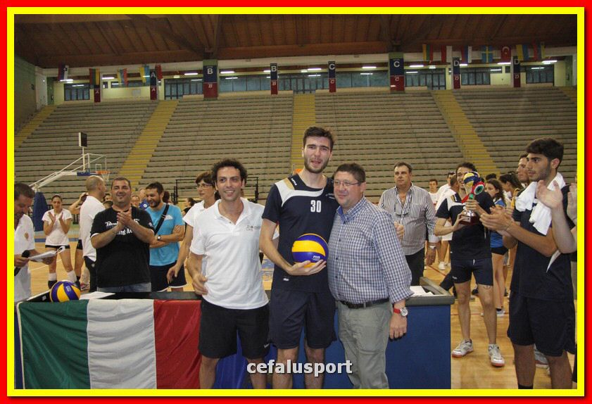 150614 volley 619_tn.jpg
